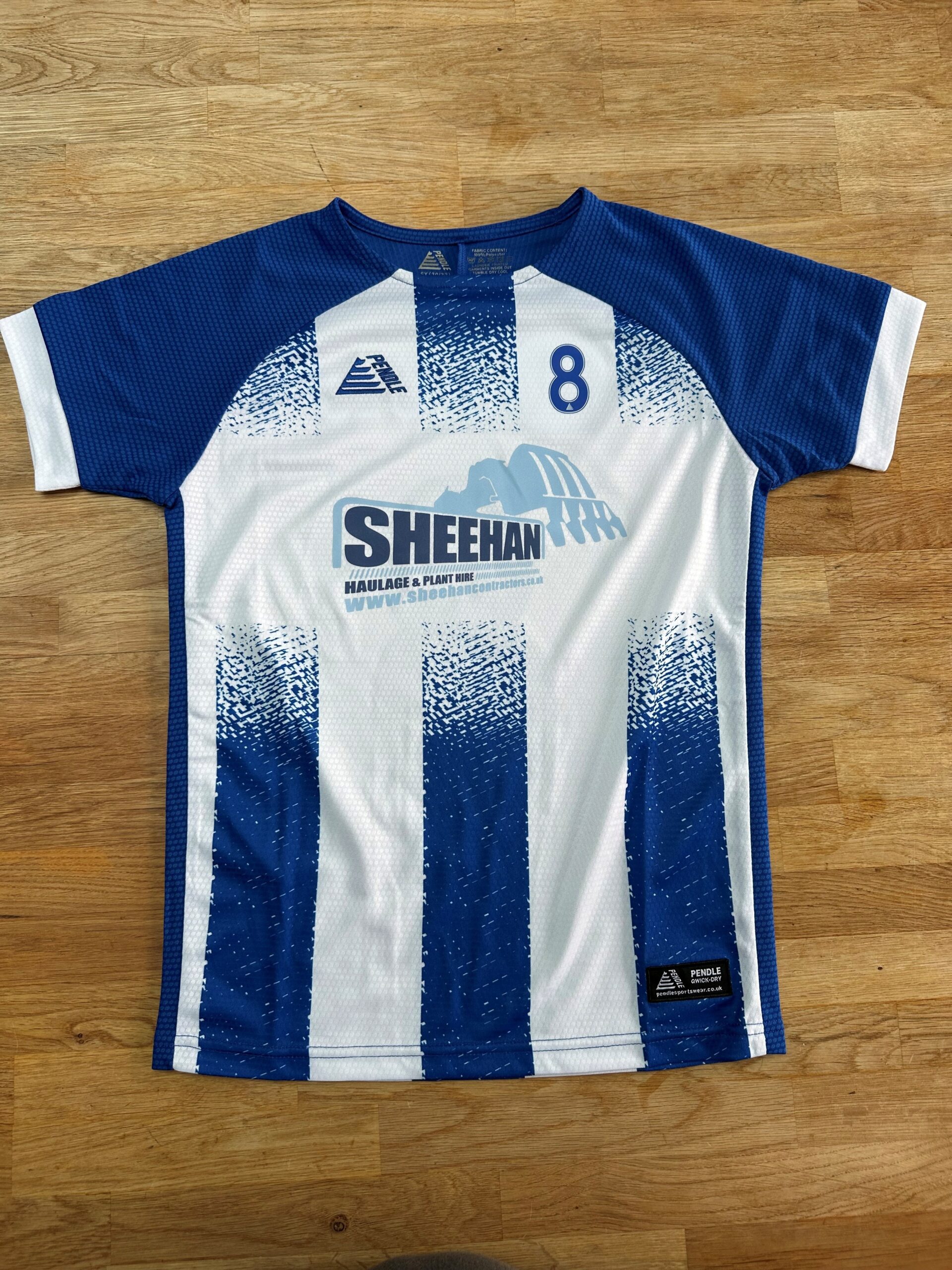 sheehan sponsor yarnton fc